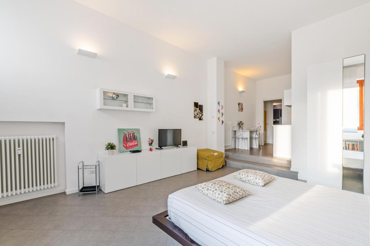 Ferienwohnung Il Salice - Affitti Brevi Italia Lecco Exterior foto